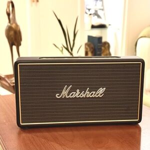 Marshall Stockwell v1 Portable Bluetooth Speaker